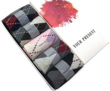 Load image into Gallery viewer, Winter Socks For Women (5 Pairs)